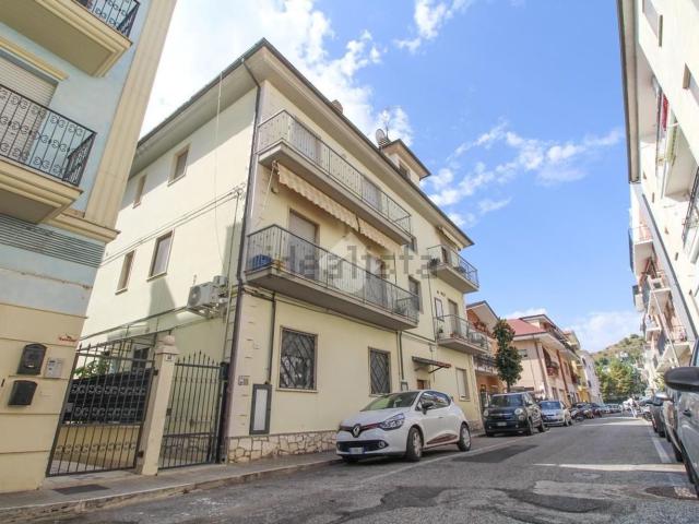 Appartamento in vendita di 106 m² in Via Giovanni Bovio, 42