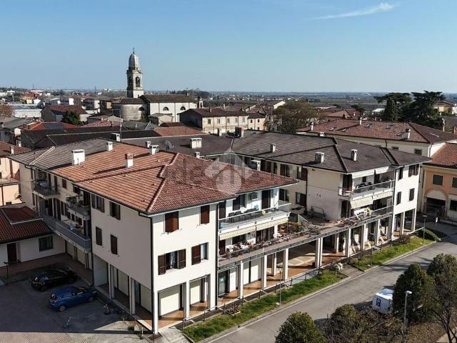 Appartamento in vendita di 106 m² in Via Don Giovanni Battista Tessari, 12