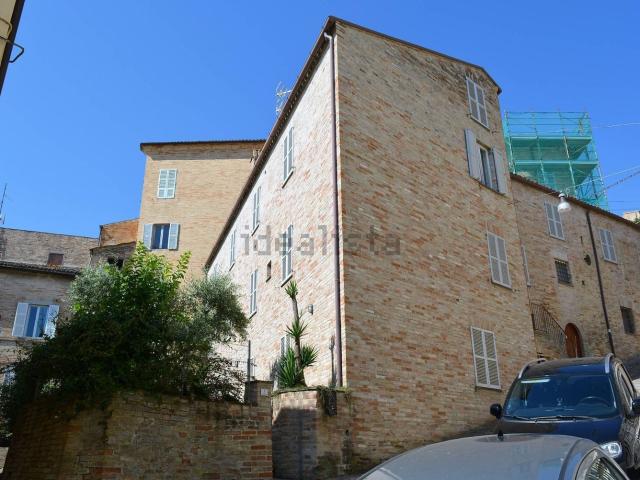 Appartamento in vendita di 106 m² in Via DEGLI ASSALTI, 3