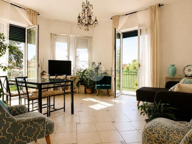 Appartamento in vendita di 106 m² in Via Filippo Airenti, 53