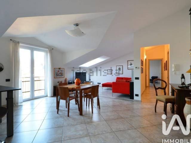 Appartamento in vendita di 106 m² in Via della Fornace