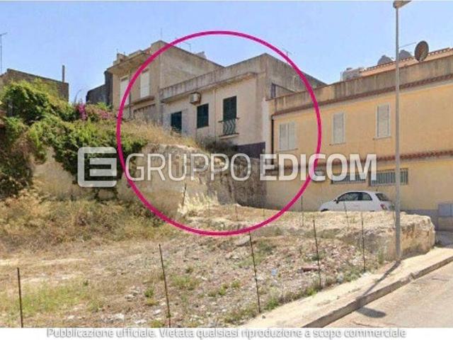 Appartamento in vendita di 106 m² in Via Fratelli Rosselli