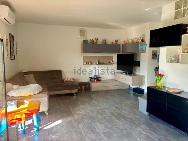 Appartamento in vendita di 106 m² in Via Lewis Carroll, 10