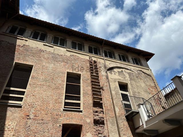 Appartamento in vendita di 106 m² in Via Monte di Pietà