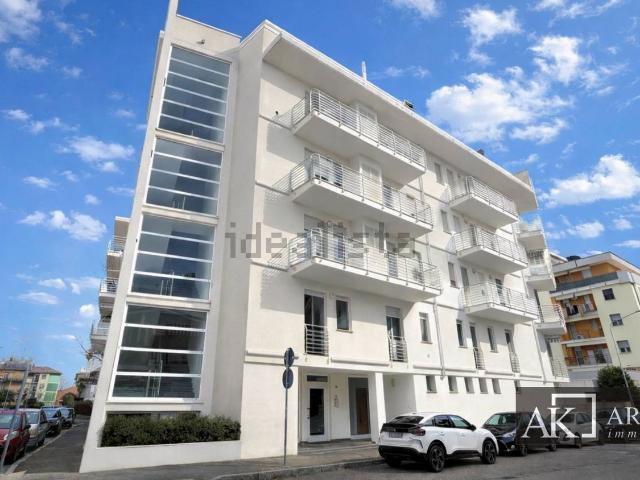 Appartamento in vendita di 106 m² in Via Monte Nero, 16