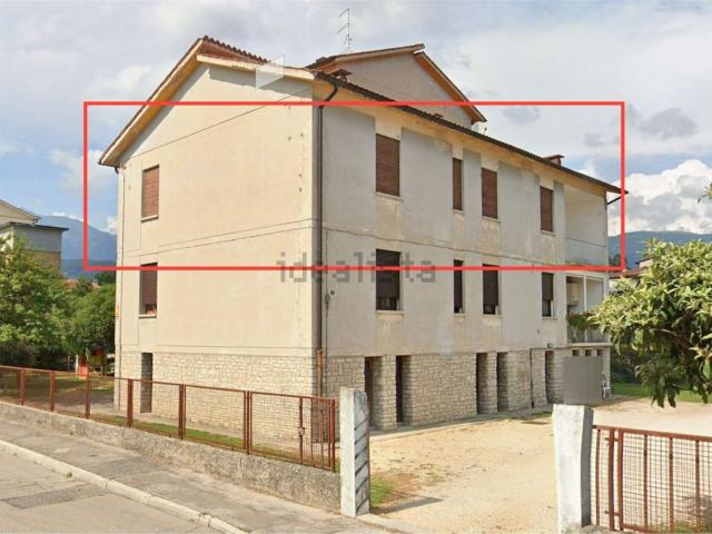 Appartamento in vendita di 106 m² in Via Milesi Alessandro