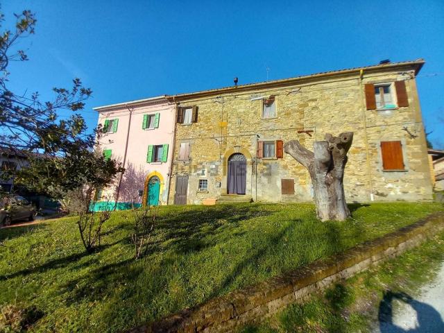 Appartamento in vendita di 106 m² in Via Savignano di Rigo Cicognaia, 41
