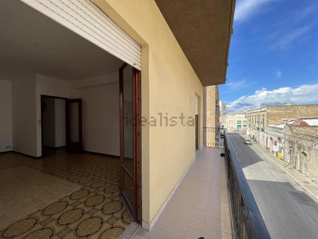Appartamento in vendita di 106 m² in Via Salvatore Lonero, 18