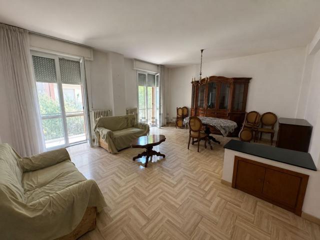 Appartamento in vendita di 106 m² in Via Silvano Pizzi, 57124