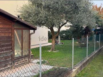 Appartamento in vendita di 106 m² in Via Pietro Mascagni, 16