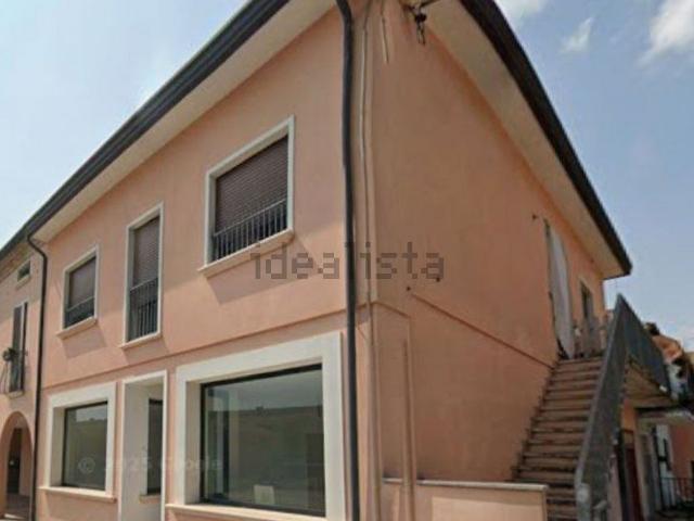 Appartamento in vendita di 106 m² in Via Roma