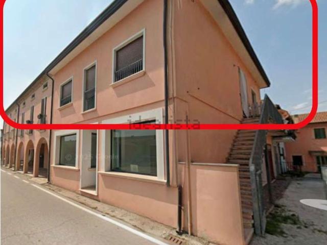 Appartamento in vendita di 106 m² in Via Roma