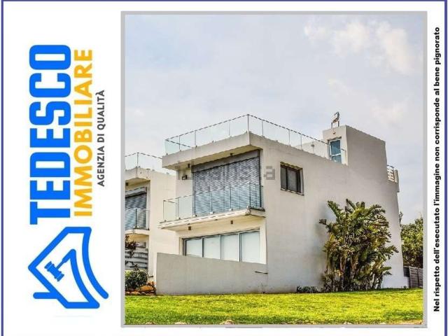 Appartamento in vendita di 106 m² in Via Tribuni