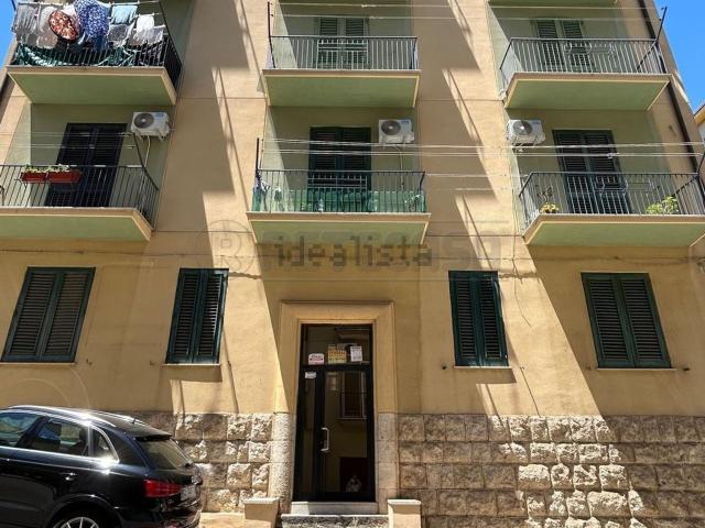 Appartamento in vendita di 106 m² in Via Val d&apos Aosta, 19