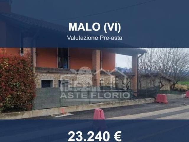 Appartamento in vendita di 106 m² in Via Vittorio Veneto, 169