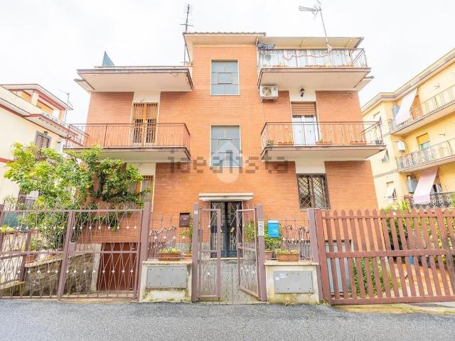 Appartamento in vendita di 106 m² in Via Viagrande, 1