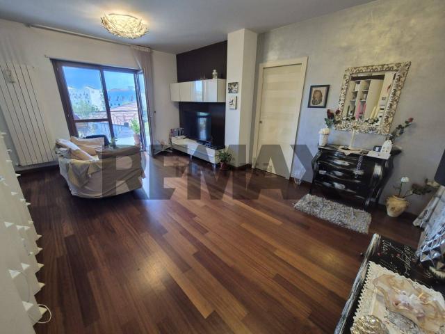 Appartamento in vendita di 106 m² in Via Zoccolanti, 15