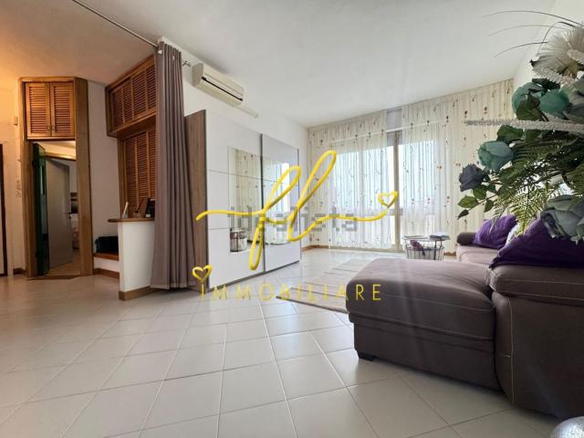 Appartamento in vendita di 106 m² in Viale Ippolito Nievo