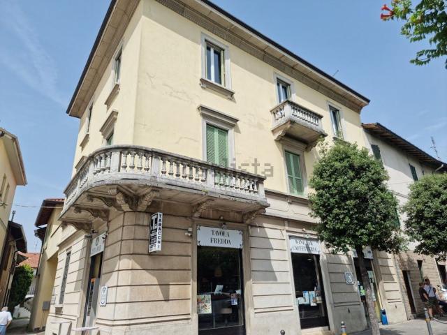 Appartamento in vendita di 106 m² in Piazza Armando Diaz, 13