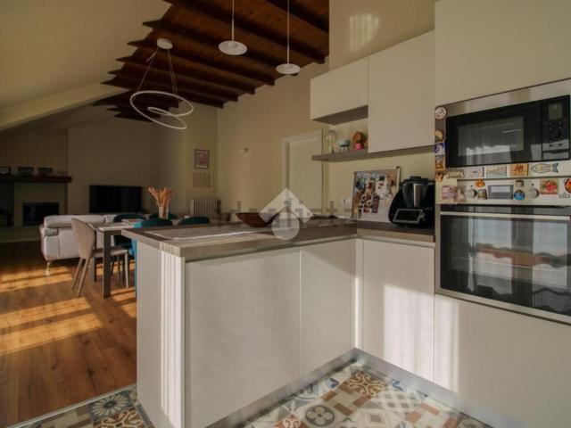Appartamento in vendita di 106 m² in Piazzale Giacomo Perlasca