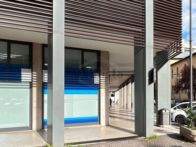Appartamento in vendita di 106 m² in Piazzetta Costantini, 3