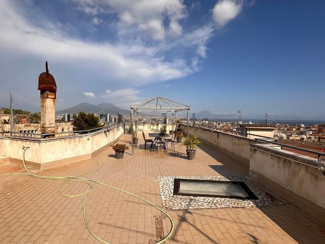 Appartamento in vendita di 106 m² in Salita Moiariello a Capodimonte, 4