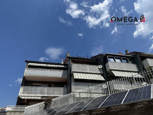 Appartamento in vendita di 106 m² in Strada di Rozzol, 133