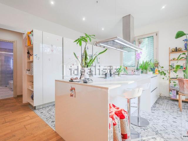 Appartamento in vendita di 106 m² in Strada Statale 9 Via Emilia