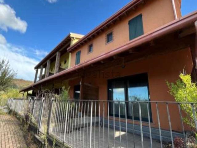 Appartamento in vendita di 106 m² in Strada Provinciale 108