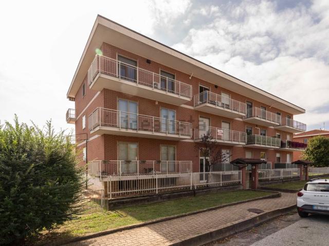 Appartamento in vendita di 106 m² in Strada Vicinale Savona, 44