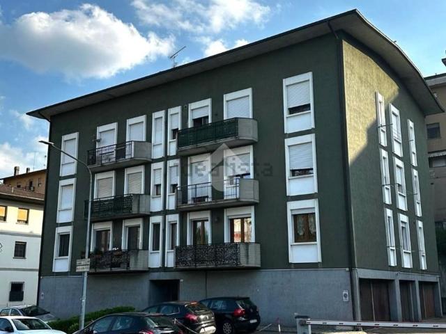 Appartamento in vendita di 107 m² in Via Alberto Braglia, 15