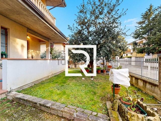 Appartamento in vendita di 107 m² in Via Cornacchiara, 190