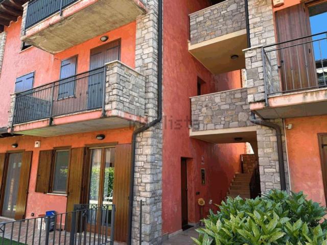 Appartamento in vendita di 107 m² in Via Carso