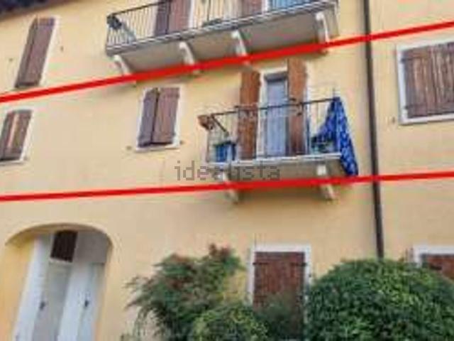 Appartamento in vendita di 107 m² in Via Castello