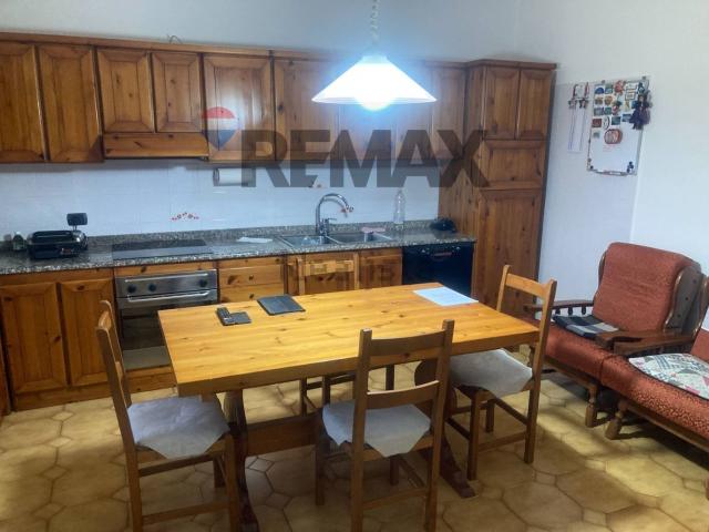 Appartamento in vendita di 107 m² in Via Alpone, 1
