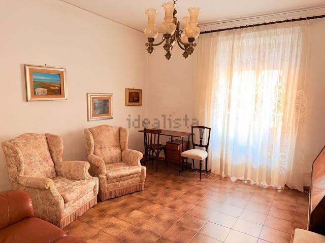 Appartamento in vendita di 107 m² in Via Buonarroti