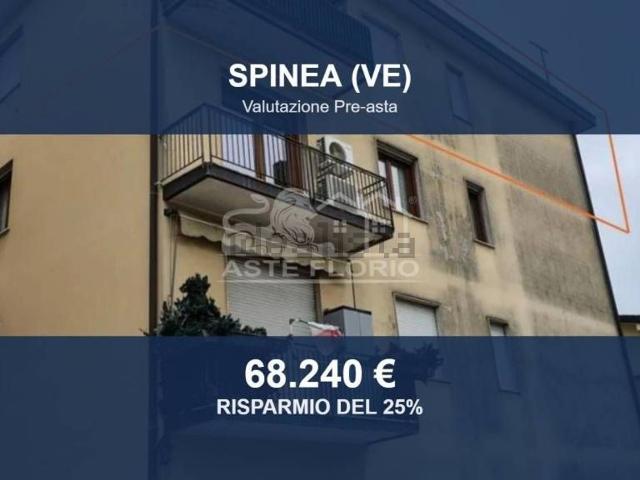 Appartamento in vendita di 107 m² in Via Gardone, 2