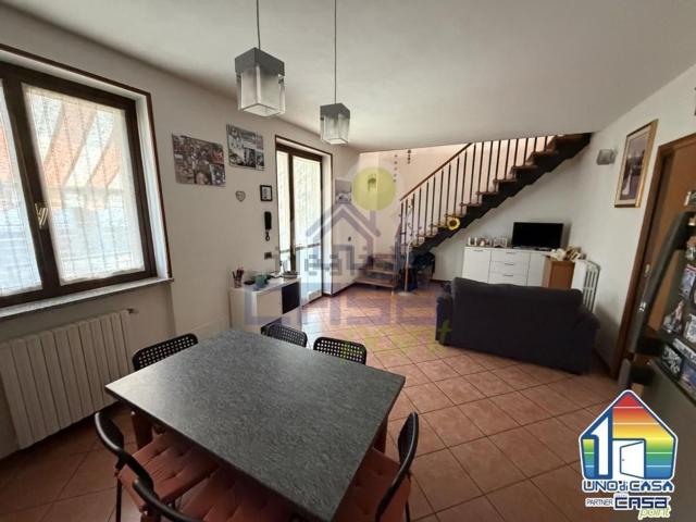 Appartamento in vendita di 107 m² in Via Giacomo Leopardi