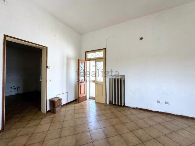 Appartamento in vendita di 107 m² in Via Giacomo Matteotti