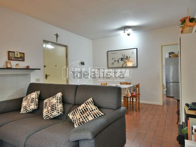 Appartamento in vendita di 107 m² in Via Giambattista Pergolesi