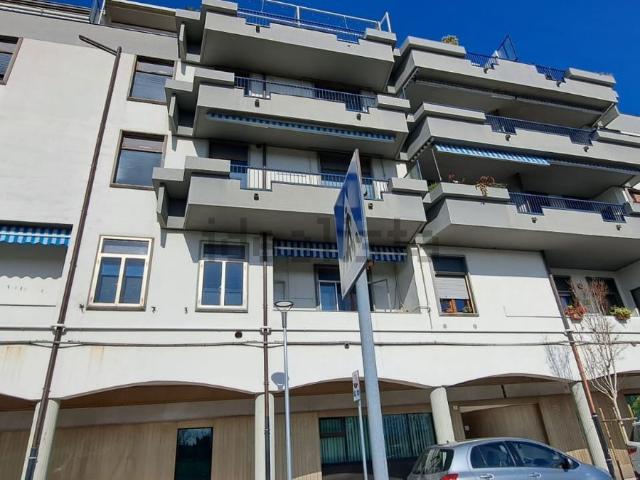 Appartamento in vendita di 107 m² in Via Giro degli Uliveti, 1