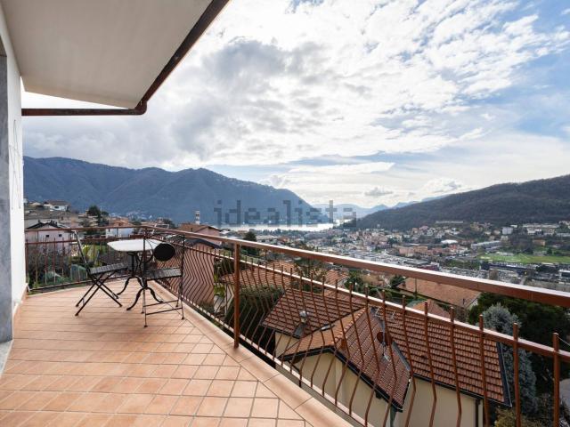 Appartamento in vendita di 107 m² in Via Domodossola