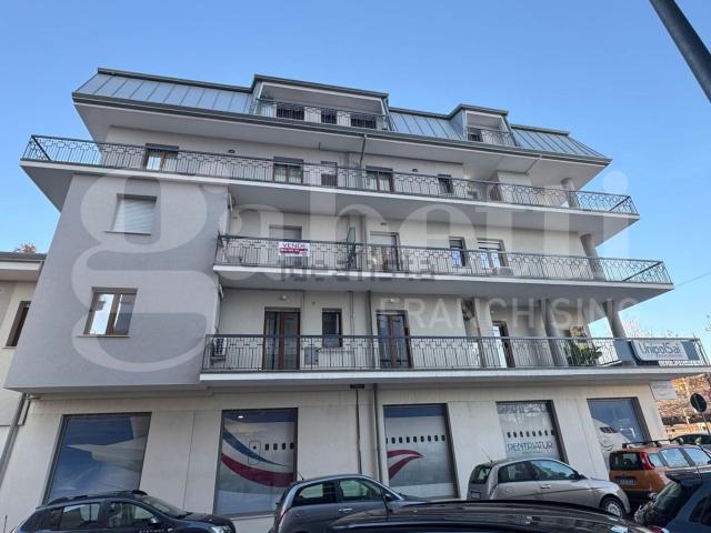 Appartamento in vendita di 107 m² in Via Dante Alighieri, 16