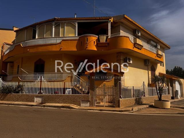 Appartamento in vendita di 107 m² in Via De species, 39