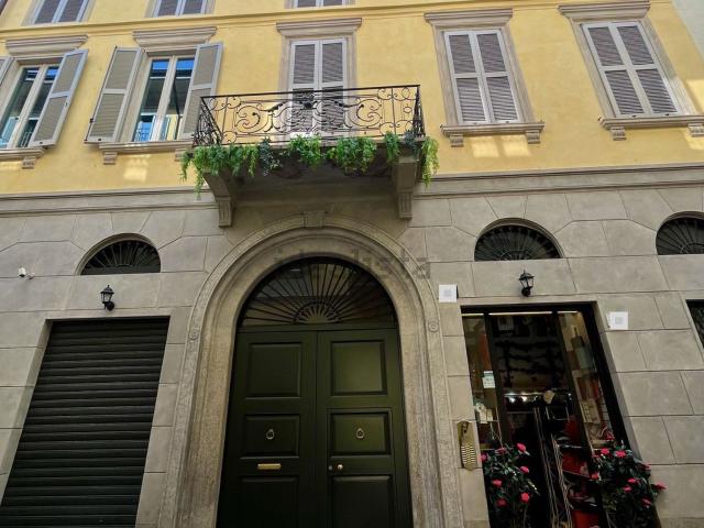 Appartamento in vendita di 107 m² in Via dei Piatti