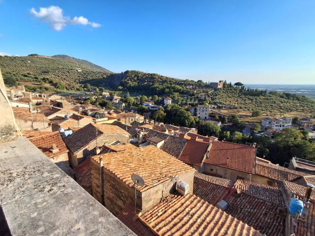 Appartamento in vendita di 107 m² in Via del Pozzo
