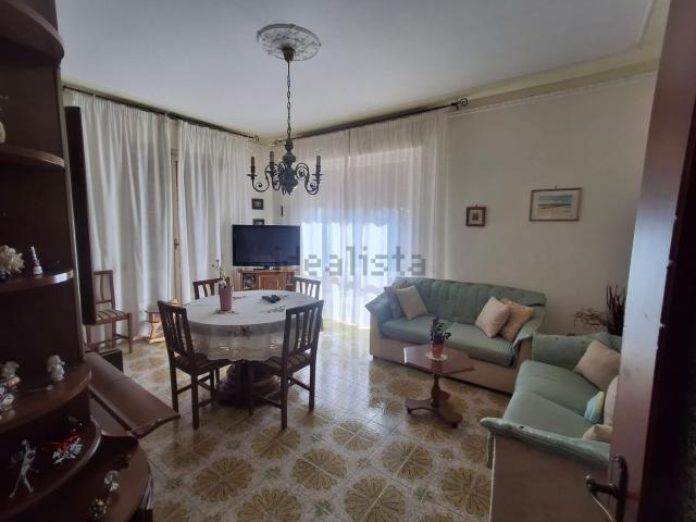Appartamento in vendita di 107 m² in Via del Tordo