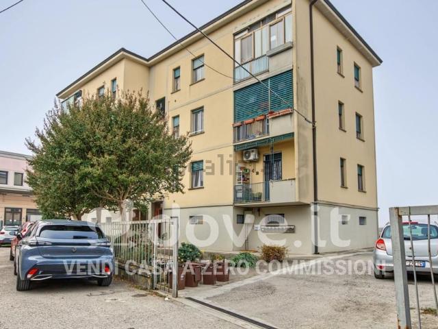 Appartamento in vendita di 107 m² in Via della Pace, 25