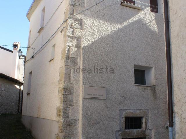 Appartamento in vendita di 107 m² in Via delle Mandrelle