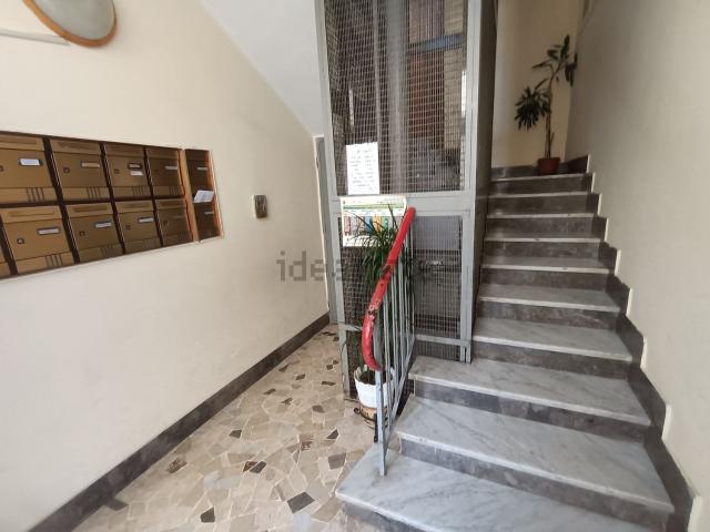 Appartamento in vendita di 107 m² in Via Edmondo de Amicis, 30